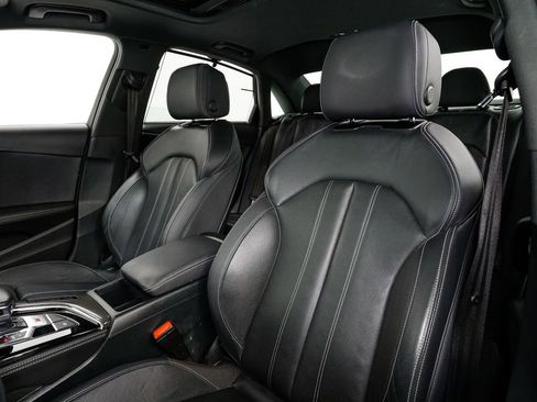 Used 2021 Audi S4 Premium Plus image 11