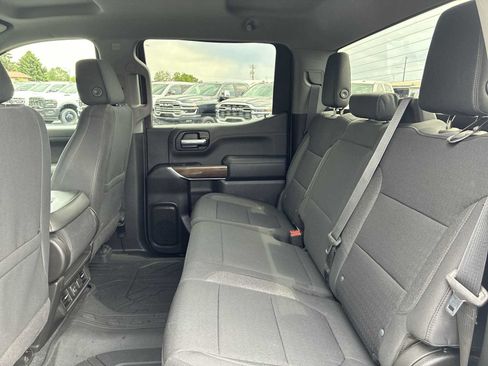 Used 2020 Chevrolet Silverado 1500 RST w/ Z71 Off-Road Package AWD/4WD image 23