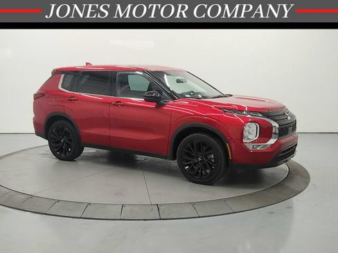 Used 2023 Mitsubishi Outlander Ralliart AWD/4WD image 1