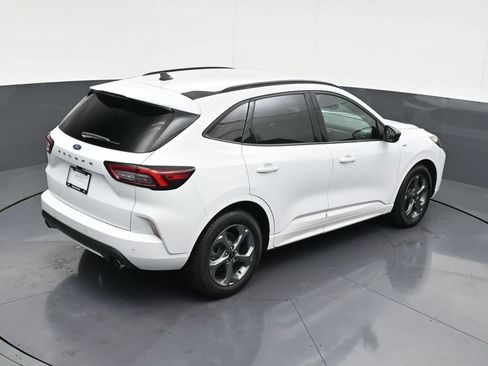 Used 2023 Ford Escape ST-Line w/ Tech Pack #1 FWD image 19