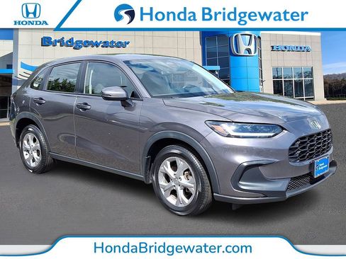 Used 2024 Honda HR-V LX image 1