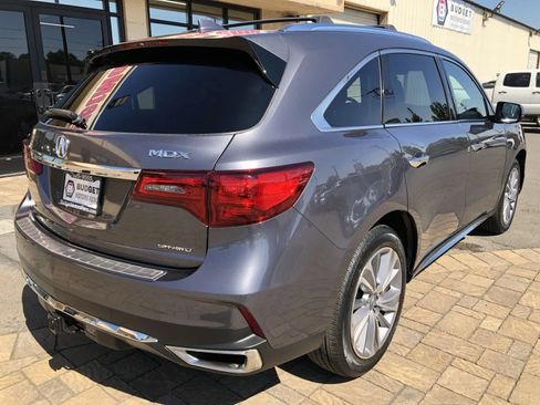 Used 2017 Acura MDX SH-AWD w/ Technology Package image 2
