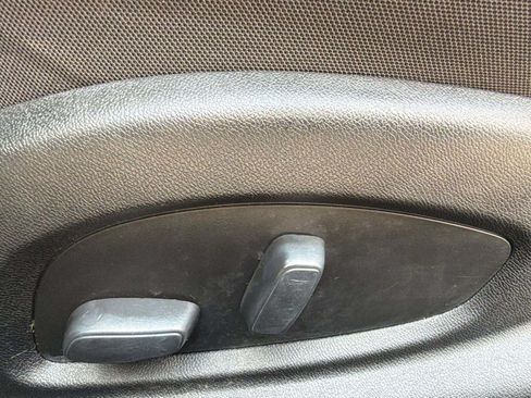 Used 2020 Chevrolet Camaro LT RWD image 15