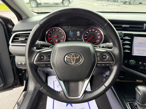 Used 2018 Toyota Camry XSE w/ Driver Assist Package FWD image 17