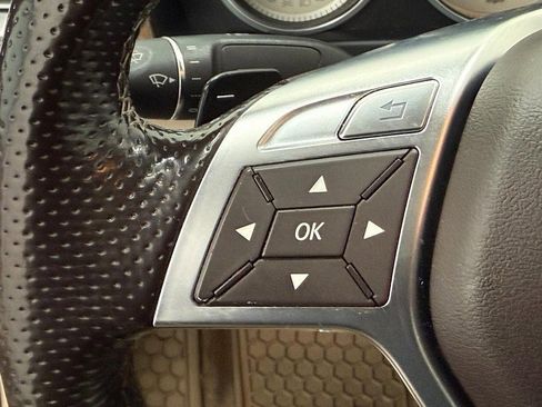 Used 2015 Mercedes-Benz E 350 4MATIC Sedan image 14