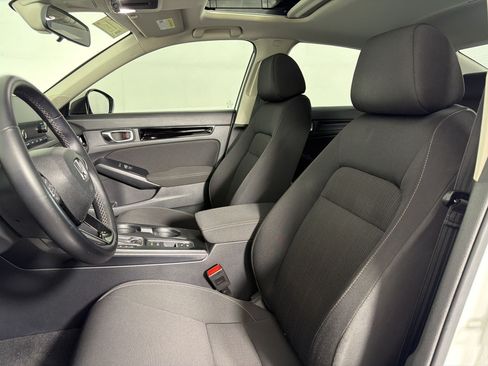 Used 2024 Honda Civic EX image 4