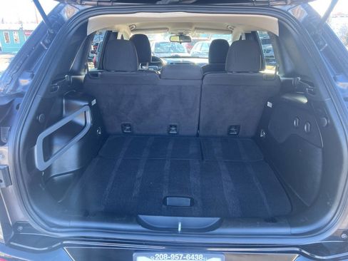 Used 2018 Jeep Cherokee Latitude image 13