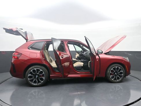 Used 2025 BMW X3 xDrive30i w/ Premium Package AWD/4WD image 45