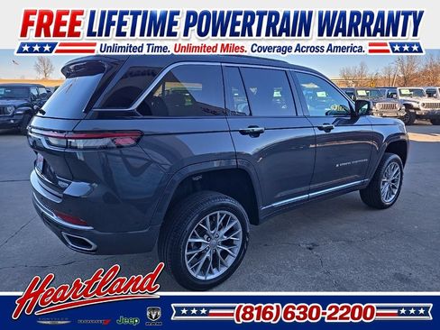 Used 2025 Jeep Grand Cherokee Summit AWD/4WD image 11