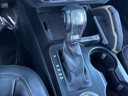 Used 2025 Ford Bronco Badlands AWD/4WD image 20