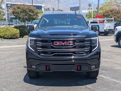 New 2026 GMC Sierra 1500 AT4 w/ AT4 Premium Package AWD/4WD image 9