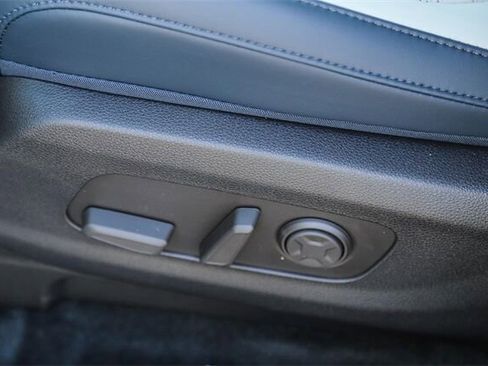 New 2026 Kia Carnival SX w/ SX Dark Edition Package image 21