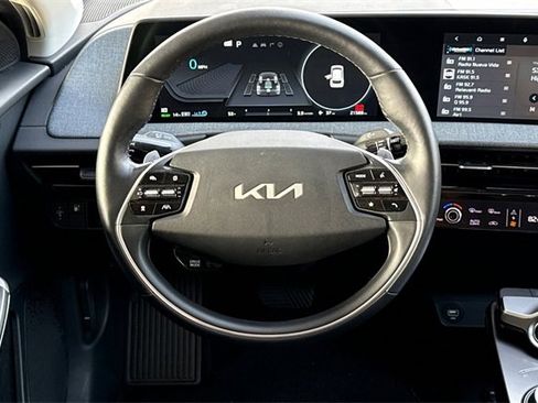 Certified 2024 Kia EV6 Light image 18