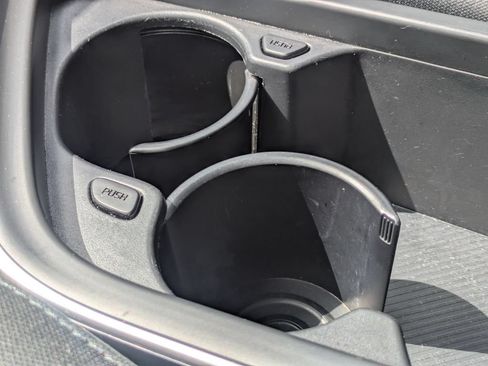 Used 2025 Kia Niro LX FWD image 18