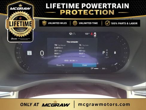 Used 2023 Volvo XC60 B5 Core FWD image 21
