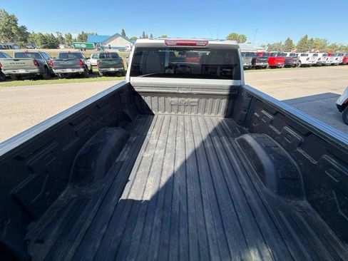 Used 2020 GMC Sierra 2500 SLE w/ SLE Value Package; AWD/4WD image 7
