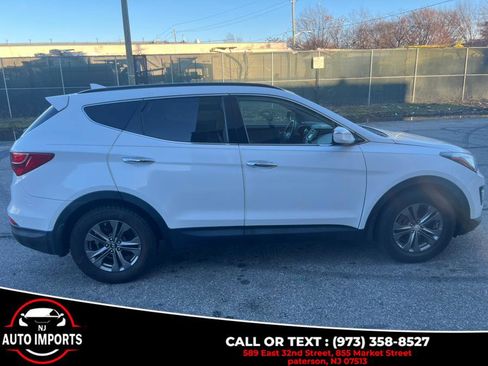 Used 2013 Hyundai Santa Fe Sport image 8