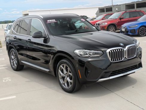 Used 2023 BMW X3 xDrive30i w/ Premium Package AWD/4WD image 3