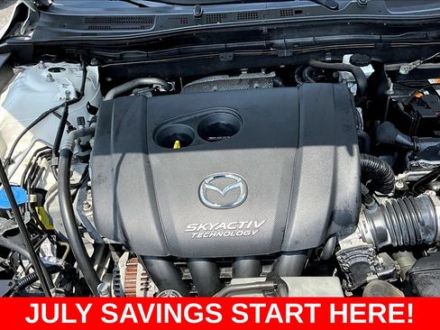 Used 2018 MAZDA MAZDA3 Touring FWD image 34