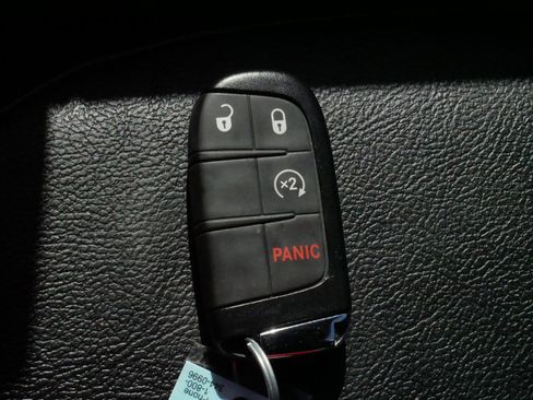 Used 2023 Jeep Compass Limited AWD/4WD image 31