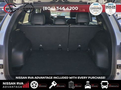 Used 2024 Jeep Compass Trailhawk image 14