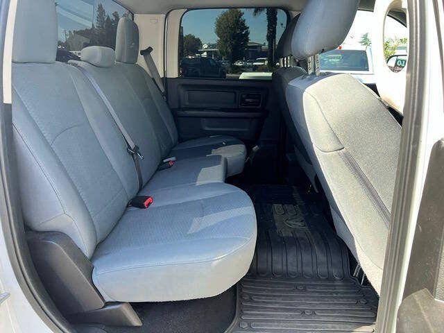 Used 2018 RAM 2500 Tradesman w/ Chrome Appearance Group AWD/4WD image 20