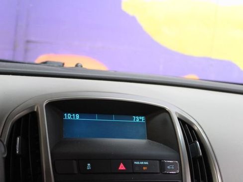 Used 2012 Buick Verano FWD image 19