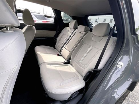 Used 2025 Hyundai Tucson SEL FWD image 25