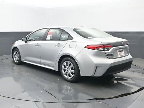 New 2026 Toyota Corolla LE FWD image 3