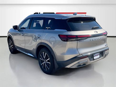 Used 2023 INFINITI QX60 Sensory w/ Vision Package image 5