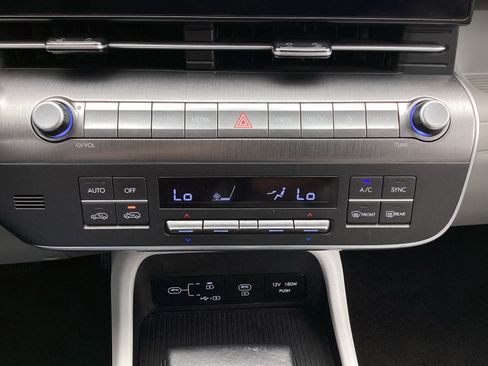 Used 2024 Hyundai Kona SEL AWD/4WD image 21