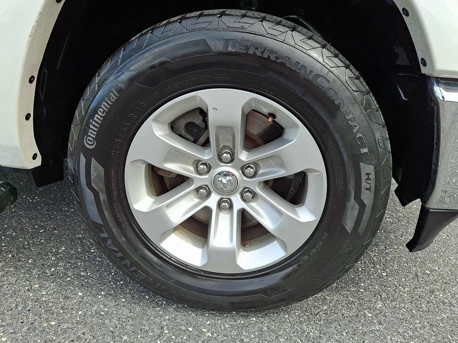 Used 2022 RAM 1500 Laramie AWD/4WD image 8
