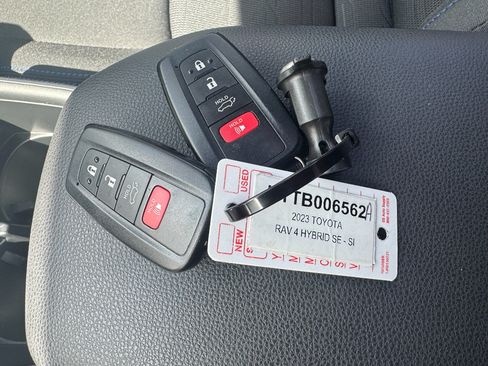 Used 2023 Toyota RAV4 SE w/ Convenience Package AWD/4WD image 35