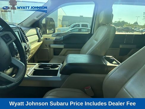 Used 2017 Ford F250 Lariat w/ Lariat Ultimate Package AWD/4WD image 11