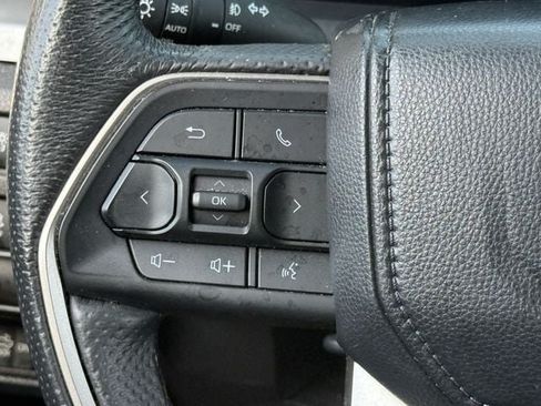 Used 2024 Toyota Tacoma TRD Sport AWD/4WD image 15