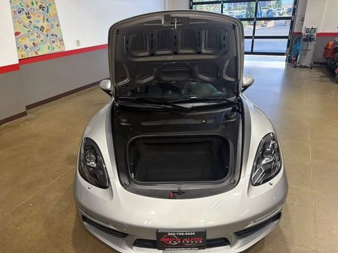 Used 2024 Porsche 718 Cayman RWD image 81