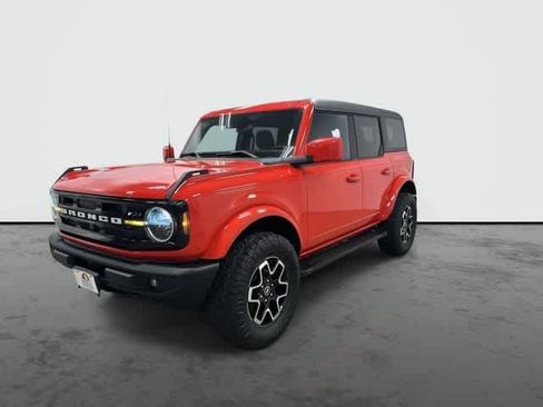 Used 2023 Ford Bronco Outer Banks image 7