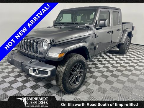 Certified 2024 Jeep Gladiator Sport image 1