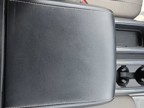 Used 2019 Ford F150 XLT w/ Equipment Group 302A Luxury AWD/4WD image 35