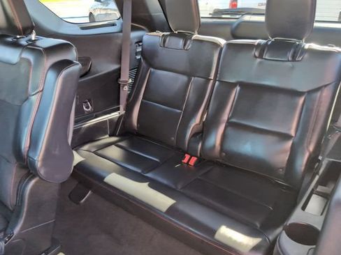 Used 2025 Ford Explorer ST AWD/4WD image 25