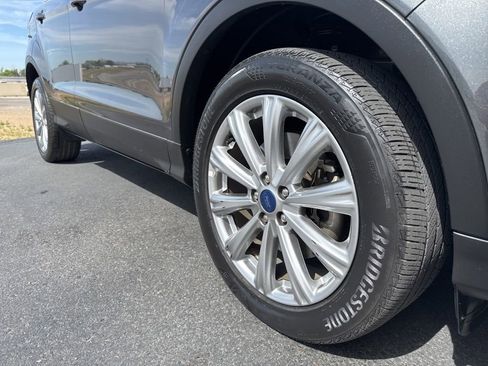 Used 2017 Ford Escape Titanium AWD/4WD image 7