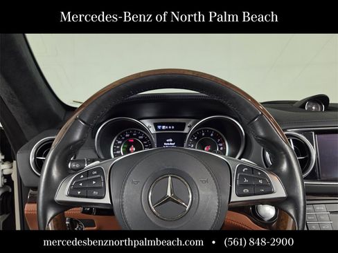 Used 2018 Mercedes-Benz SL 550 image 22
