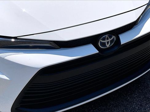 Used 2024 Toyota Corolla LE FWD image 34