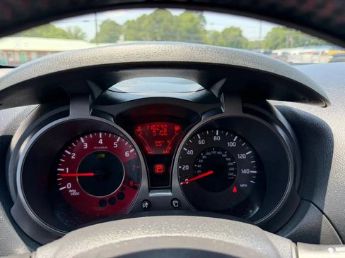 Used 2014 Nissan Juke NISMO w/ Navigation Package AWD/4WD image 16