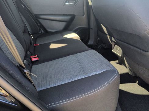 Certified 2021 Nissan Rogue SV image 26