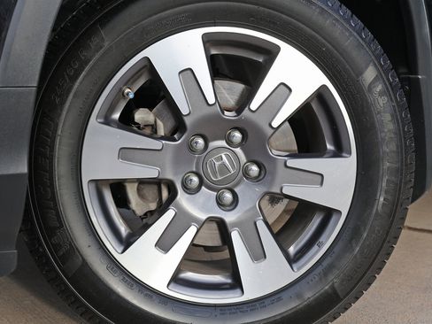 Used 2018 Honda Ridgeline RTL-E image 12