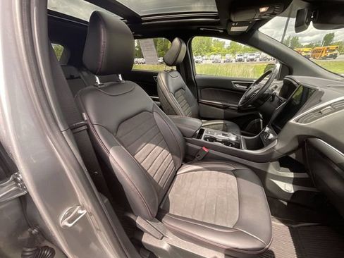 Certified 2022 Ford Edge ST-Line w/ Class II Trailer Tow Package AWD/4WD image 25