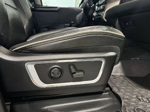 Used 2022 RAM 1500 Laramie AWD/4WD image 26