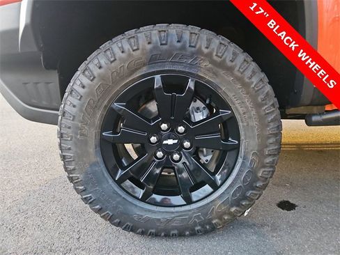 Certified 2020 Chevrolet Colorado ZR2 w/ ZR2 Dusk Special Edition image 30