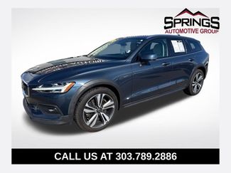 Used 2023 Volvo V60 B5 Cross Country Plus w/ Climate Package AWD/4WD 360° Tour
